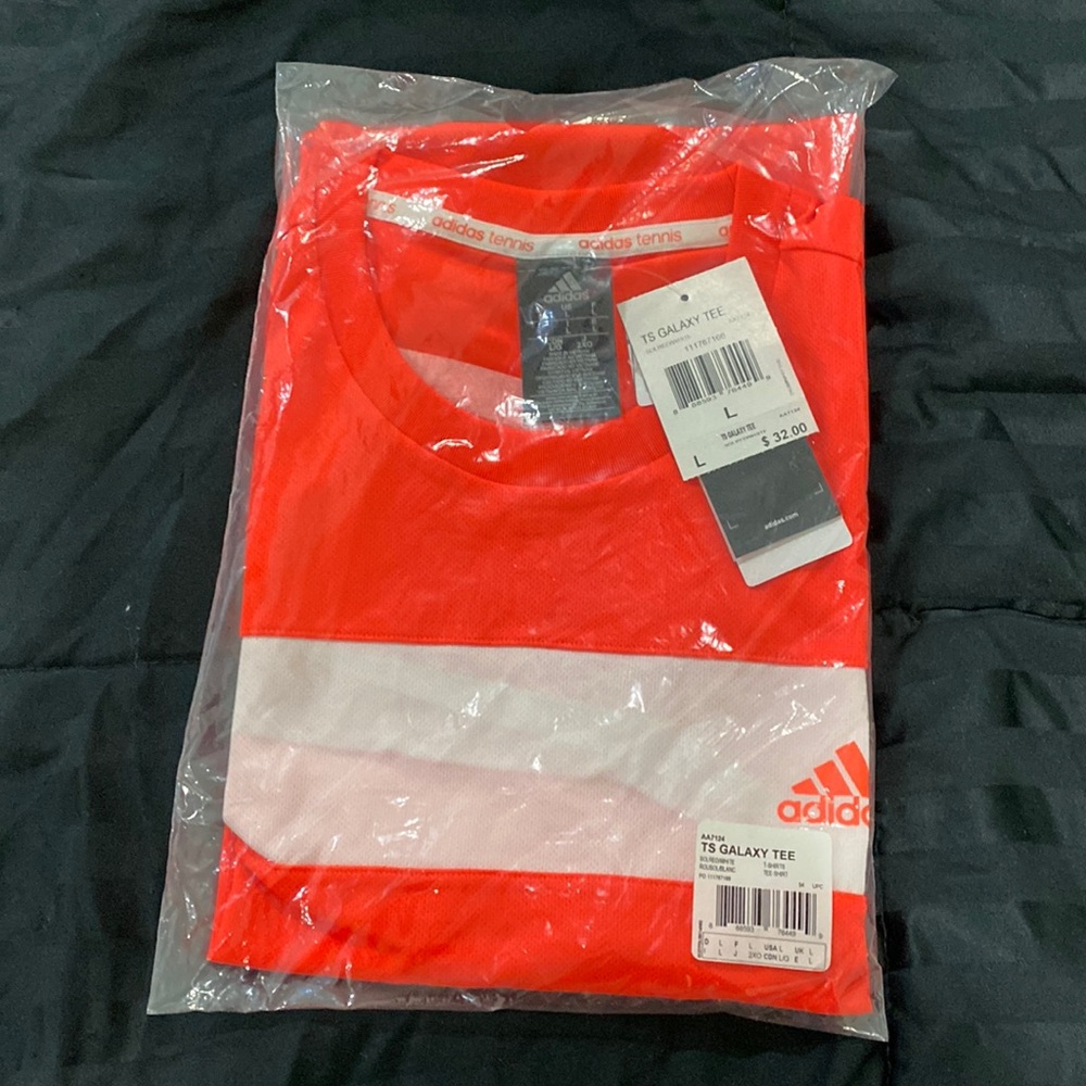 Adidas. Tennis